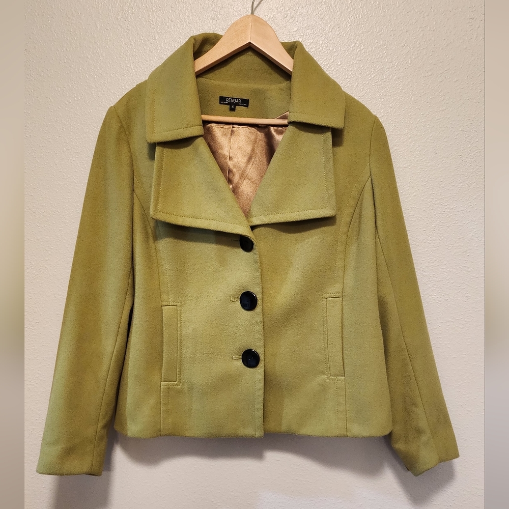 Renuar green coat - Picture 1 of 4